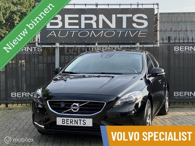 Volvo V40 2.5 T5 MomentumAdaptive Cruise controlVolvo On