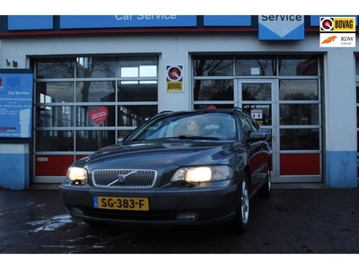 Volvo V70 2.5 T Geartronic Titanium