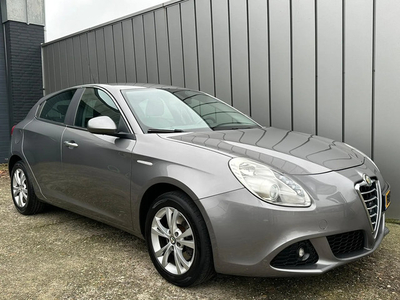 Alfa Romeo Giulietta 1.4 T Distinctive LEER AIRCO NWE APK