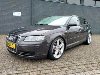 Audi A3 Sportback 1.6 5-Deurs/Clima/Navi