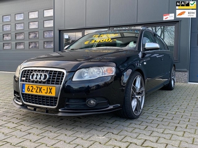 Audi A4 Avant 2.5 TDI S-Line 180PK V6