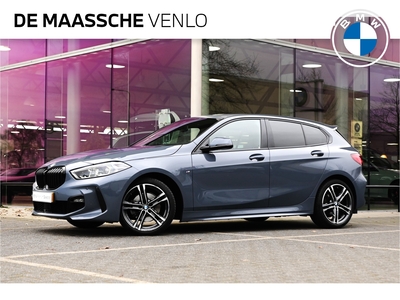 BMW 1-SERIE 118i Executive M Sport Automaat / M Sportstoelen / LED / M Sportonderstel / Live Cockpit Professional / PDC voor + achter