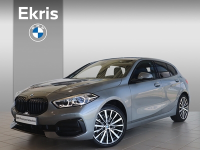 BMW 1-SERIE 5-deurs 118i Sport-Line / Panoramadak / Comfort Access / Spring Sale