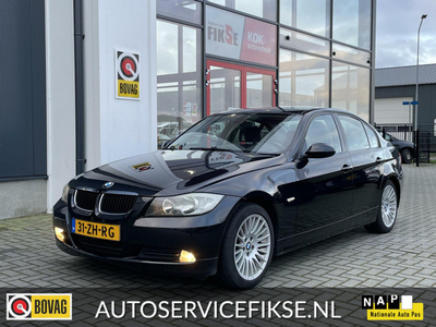 BMW 3-serie 320d EXECUTIVE MET PDC ACHTER | TREKHAAK |