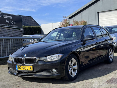 BMW 3-serie 320d Navi PDC