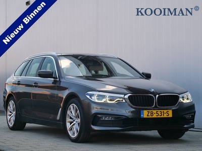 BMW 5 Serie Touring 520i 184pk Corporate Lease High Executive Automaat Leder / Panoramadak / LED / El. stoelbediening