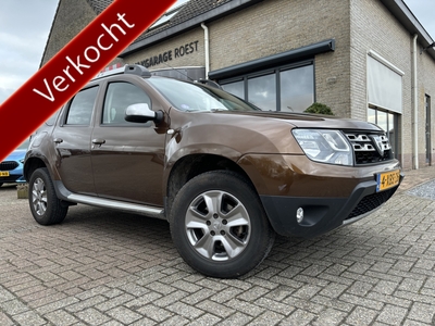 DACIA DUSTER 1.2 TCe 4x2 Prestige Trekhaak / Navigatie / Parkeersensors