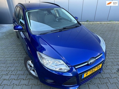 Ford Focus Wagon 1.0 EcoBoost Edition / Navi / PDC / Cruise / NAP