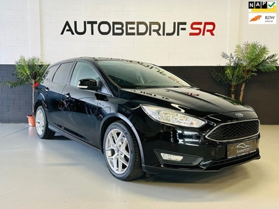 Ford Focus Wagon 1.0 Titanium Automaat Cruise Controle! Navigatie!