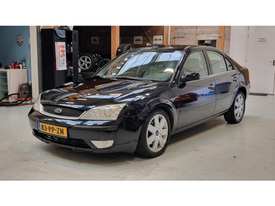 Ford Mondeo 2.0-16V Ghia Executive NAP, Clima, LMV 17