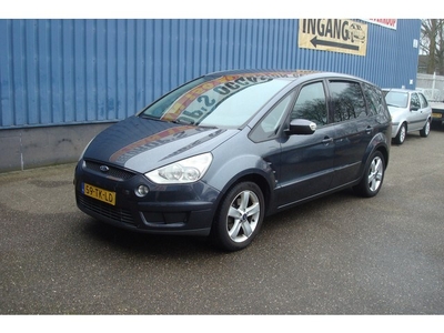 Ford S-Max 2.0-16V - 7 persoons - APK tot 14-10-2024 -