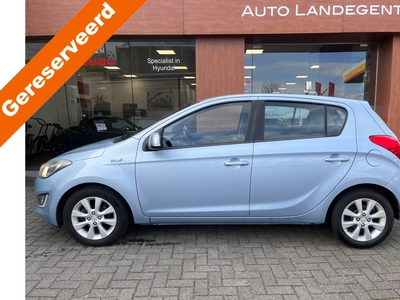 HYUNDAI I20 1.2i i-Deal - Airco | Bluetooth | Radio/MP3 | Afn Trekhaak