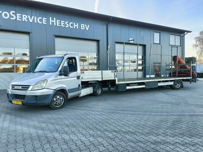 Iveco Daily 35C18 BE COMBI - GESTUURDE OPLEGGER - PALFINGER KRAAN 4.5T RADIOGRAFISCH