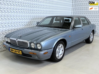 Jaguar Sovereign 4.0 V8 Leder + Stoelverwarming + PDC +