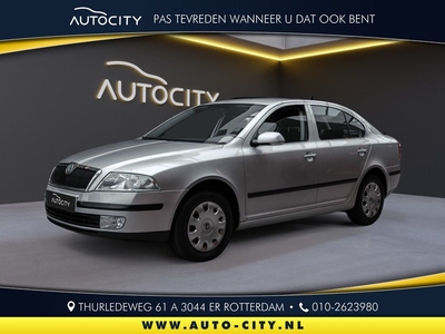 Škoda Octavia 1.6 Ambiente Airco l Cruise