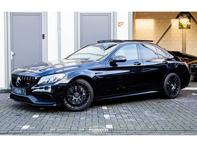 Mercedes-Benz C63 AMG PANO | KUIPSTOELEN | MEMORY | SFEERVERLICHTING | KEYLESS | BOMVOL!!