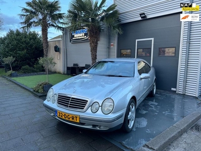 Mercedes-Benz CLK-klasse Coupé 320 Elegance Mooi Auto NL