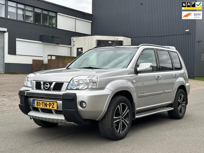 Nissan X-Trail 2.0 Columbia Style 2wd/PANO/NAVI/TREKHAAK/BLUETHOOT