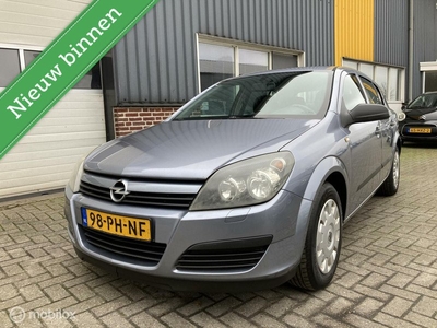 Opel Astra 1.4 Essentia