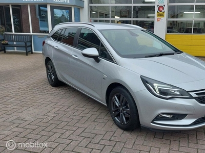 Opel Astra Sports Tourer 1.4 Turbo 120 Jaar Edition