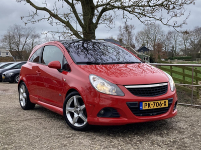 Opel Corsa 1.4-16V | OPC-Line + Schuif/kantel dak + Clima + Cruise Nu voor € 4.975,-!!!