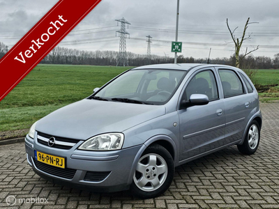 Opel Corsa 1.4-16V Sport Easytronic APK 09-2024!