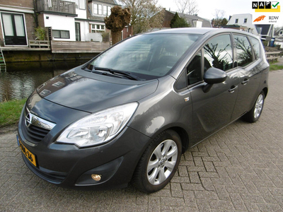 Opel Meriva 1.4 Turbo 120pk Airco Cruise Trekhaak Hoge instap Nette auto