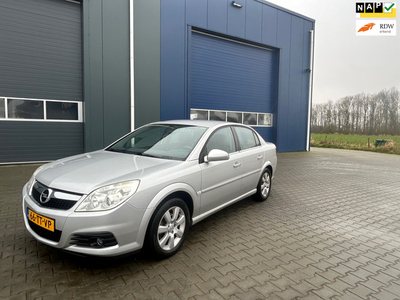 Opel Vectra 1.8-16V Cosmo Airco