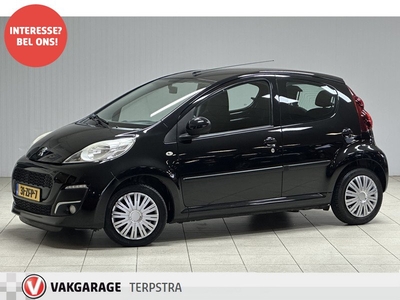 Peugeot 107 1.0 Active/ Facelift!/ 5-Drs/ LED Dagrijverl./ Airco/ C.V./ Elek. Ramen/ Isofix/ Radio-CD AUX/ Deelbare achterbank.