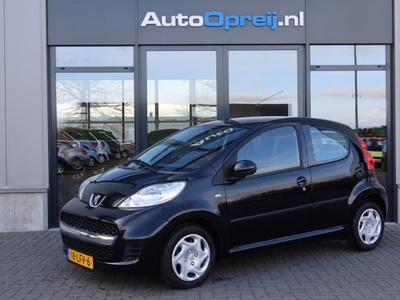 Peugeot 107 XS 1.0 5drs. AUTOMAAT Airco