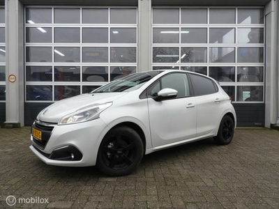 Peugeot 208 1.2 PureTech Allure , parelmoer