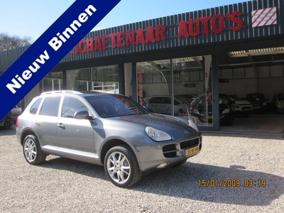 Porsche Cayenne 4.5 S zeer mooi met trekhaak apk 27-12-2024