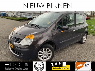 Renault Modus 1.4 16V Privilège Luxe Airco | Cruise | Parkeersensoren | Trekhaak Etc.