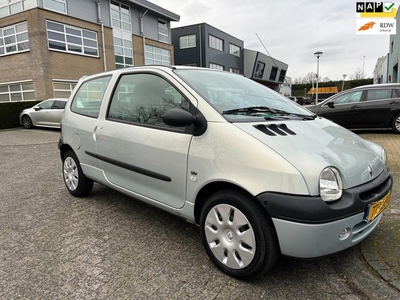 Renault Twingo 1.2-16V Emotion nieuwe apk. airco