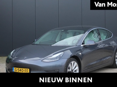 Tesla Model 3 462Pk Long Range 75 kWh | GoogleMaps | Lederen bekleding | Stoelverwarming | Parkeersensoren & Camera | Panoramdak | All Season Banden |