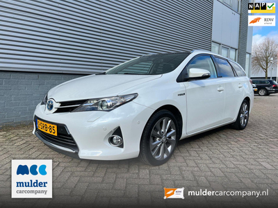 Toyota Auris Touring Sports 1.8 Hybrid Lease Pro / Navi / Pano dak / PDC / Trekhaak / MCC / Gouda