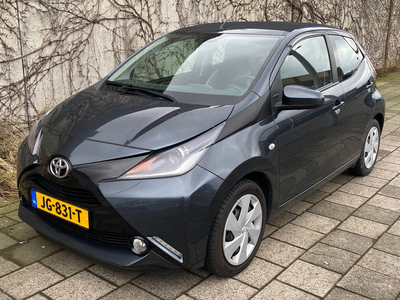 Toyota Aygo 1.0 VVT-i x-wave|93000KM|Opendak|Airco|Camera|