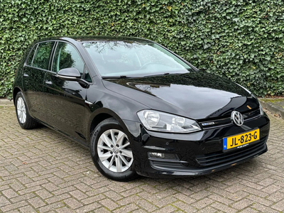 Volkswagen Golf 1.0 TSI Trendline Cruise/Navi/Pdc