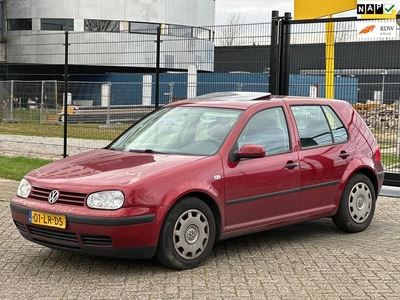 Volkswagen Golf 1.4-16V Comfortline/RIJD SUPER LEKKER/INRUILKOOPJE