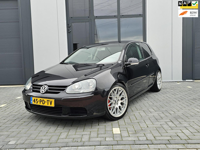 Volkswagen Golf 1.6 FSI Sportline bbs