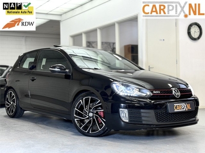 Volkswagen Golf 2.0 GTI NL-auto, Schuifdak,Bi-Xenon