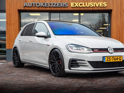 VOLKSWAGEN GOLF 2.0 TSI GTI Performance Panoramadak Dynaudio Leer Camera Navigatie Virtual Dash ACC