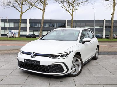 Volkswagen Golf GTE 1.4 eHybrid PHEV 245PK | Virtual Cockpit | Carplay/Android | Stoel&Stuurverwarming | LED | DAB |