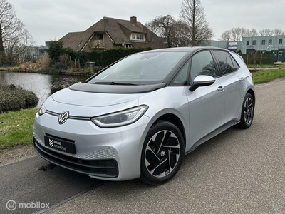 Volkswagen ID.3 Pro 58 kWh 204PK / Navi / Subsidie / Cam