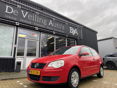 Volkswagen Polo 1.4-16V Optive