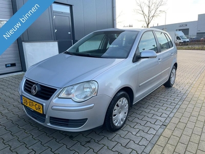 Volkswagen Polo 1.4-16V Optive, Airco, 5 deur, NL-auto