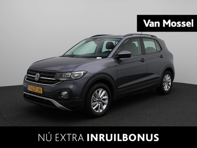 VOLKSWAGEN T-CROSS 1.0 TSI Life Fabrieksgarantie tm 07-2027 | Apple carplay/android Auto | Navigatie | Parkeersensoren | Digitaal Dashboard | Lichtmetalen velgen |