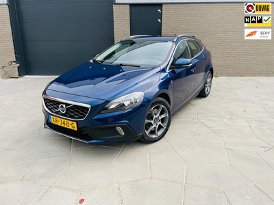 VOLVO V40 Cross Country 1.5 T3 Ocean Race