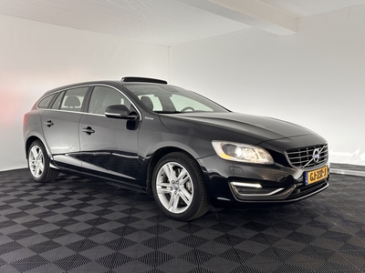 VOLVO V60 2.4 D6 AWD Plug-In Hybrid Summum Aut. *PANO | BI-XENON | NAPPA-VOLLEDER | CAMERA | BLIS | NAVI-FULLMAP | MEMORY-PACK | ECC | PDC | CRUISE | COMFORT-SEATS | 17