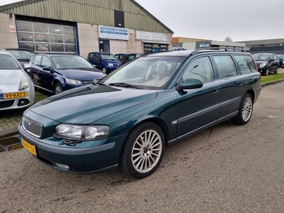 Volvo V70 2.4 Comfort Line 125kw Automaat Bj:2001 NAP!